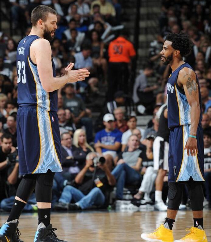 前场组合有 前场组合有