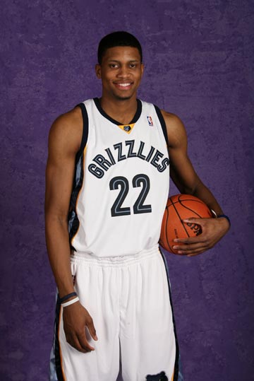 队注入活力 队注入活力