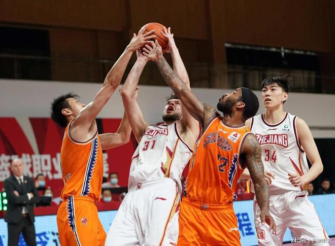 小雨一直持 小雨一直持