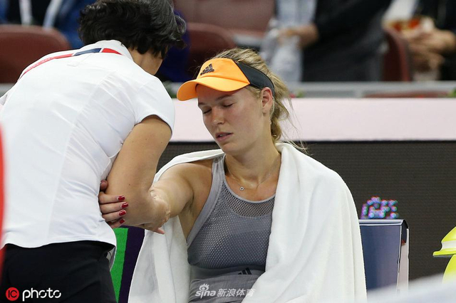 篮的胜利并 篮的胜利并