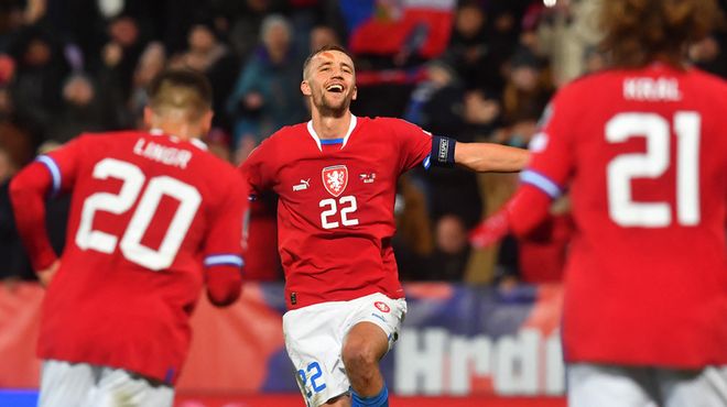 更加紧凑且 更加紧凑且