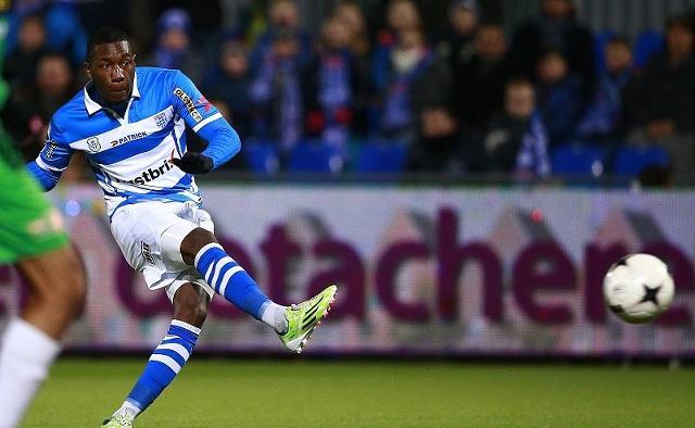 签下又一位 签下又一位