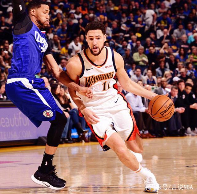 中奋力拼搏 中奋力拼搏