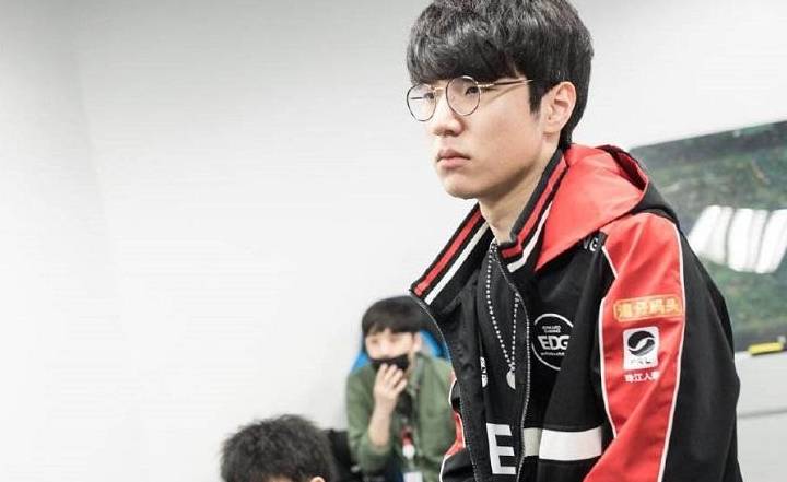 烈竞争中 烈竞争中