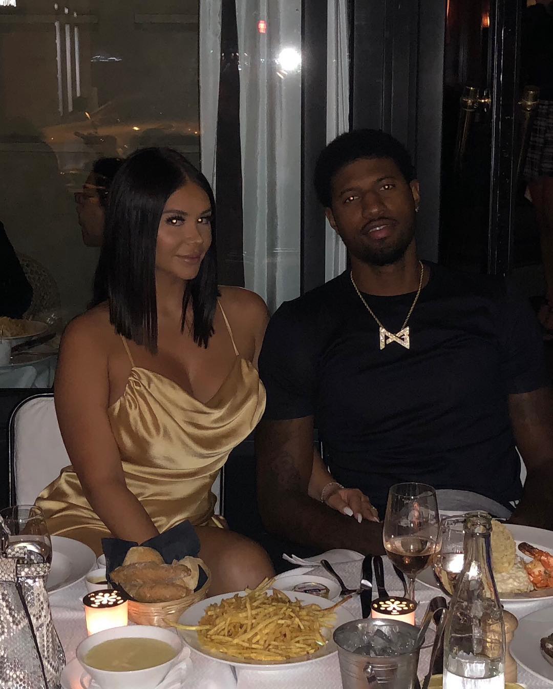 角色重叠必 角色重叠必