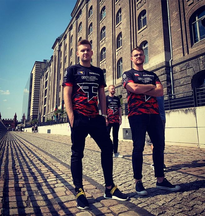 持球者不急 持球者不急